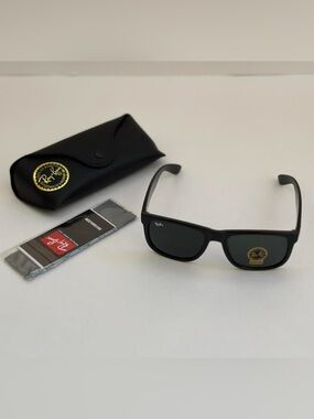 Ray-Ban Men's Justin Classic